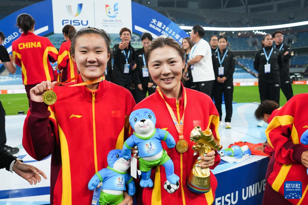 足球——国际大体联世界杯：上海体育大学女足夺冠