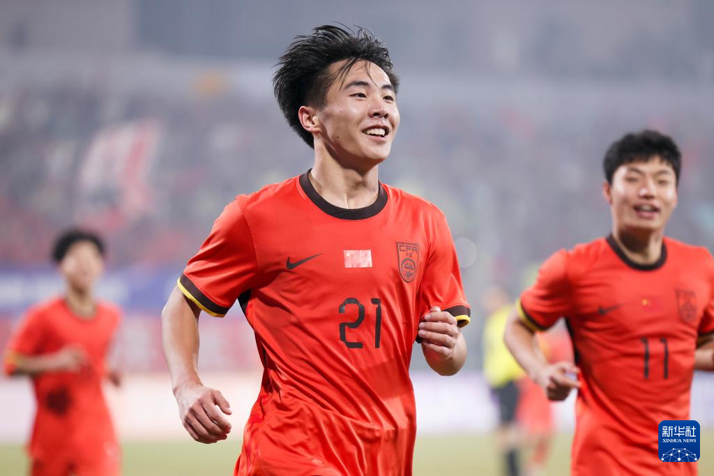 足球——U17亚洲杯预选赛:中国胜孟加拉国