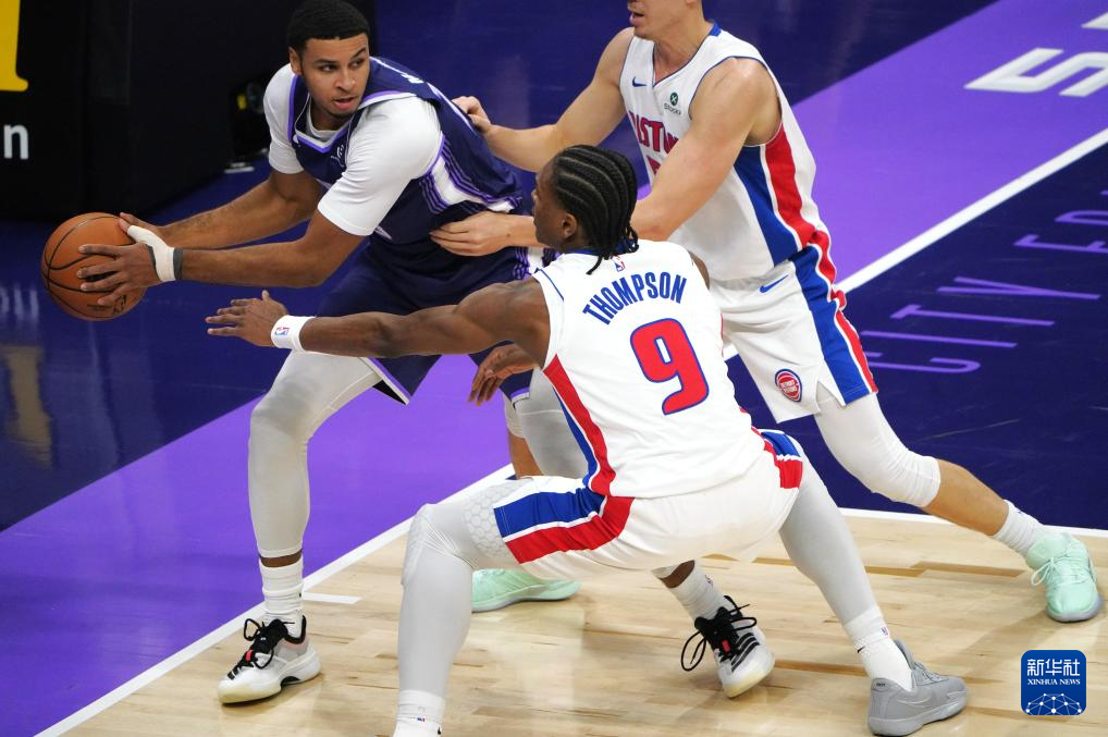 NBA常规赛:国王不敌活塞