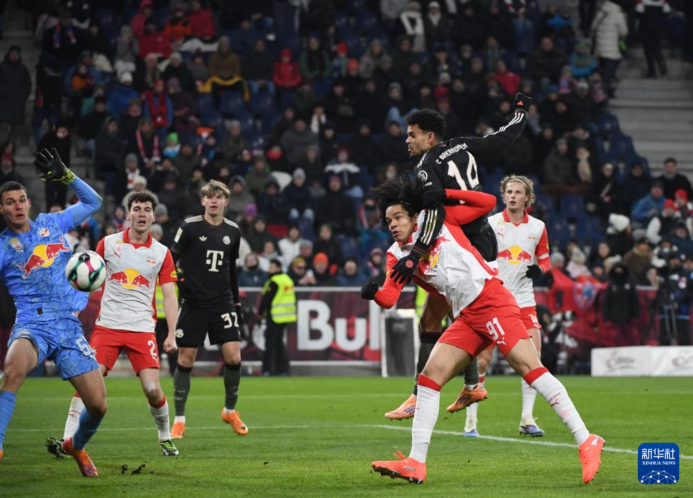 足球——友谊赛：拜仁慕尼黑胜萨尔茨堡红牛