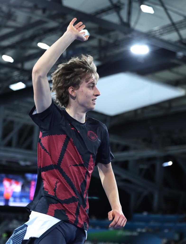 冬奥会｜万米称雄！伊莱克斩获捷克男子速滑冬奥首金