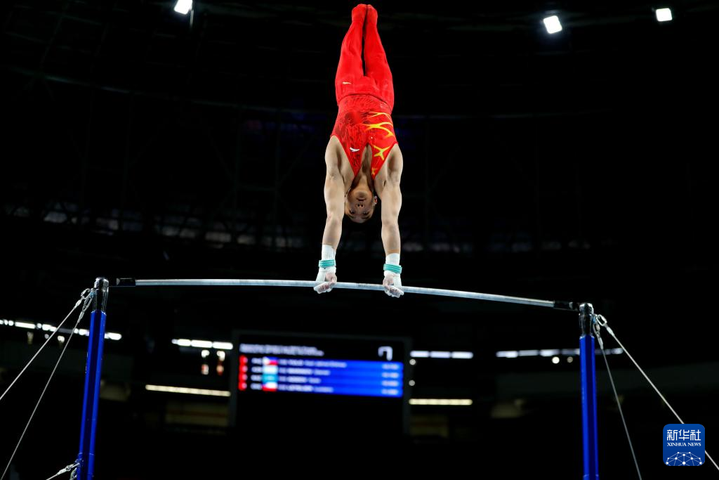 体操世界杯开罗站|李鸿颜获男子单杠冠军