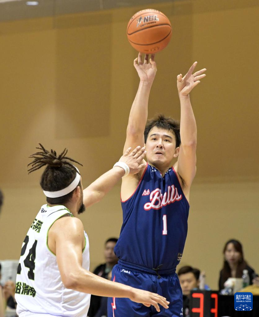 篮球——全国男子联赛：香港金牛队晋级决赛