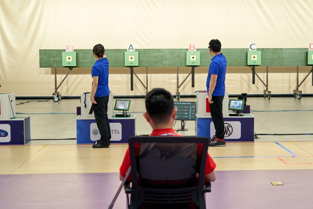 国际射联全项世界杯:中国队包揽首日两金