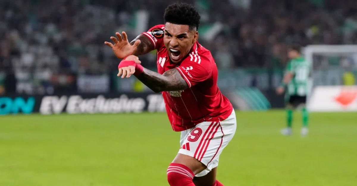 欧联杯｜半决赛首回合　英超内战森林死磕维拉