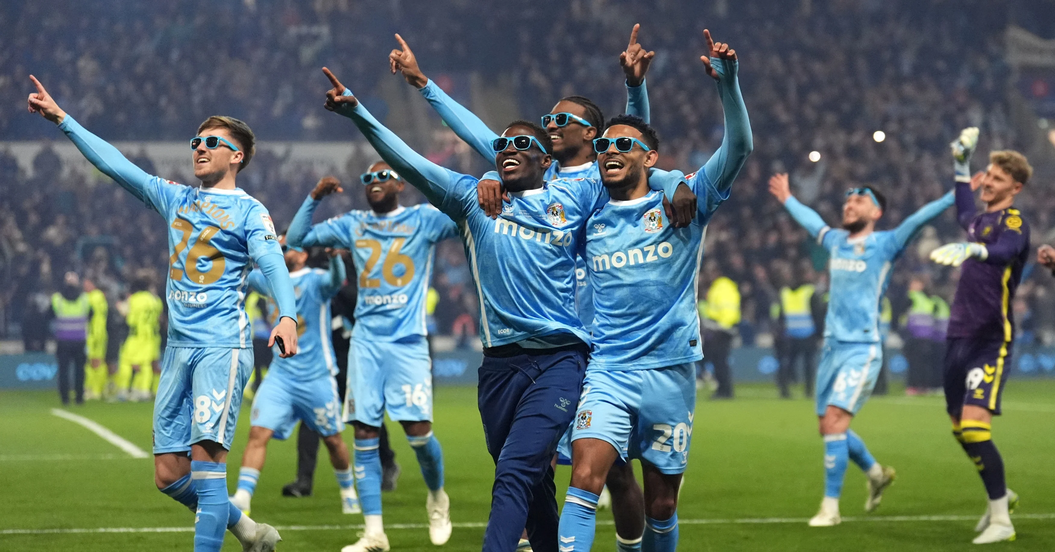 英冠 | 主场大胜朴茨茅斯  考文垂提前两轮夺冠